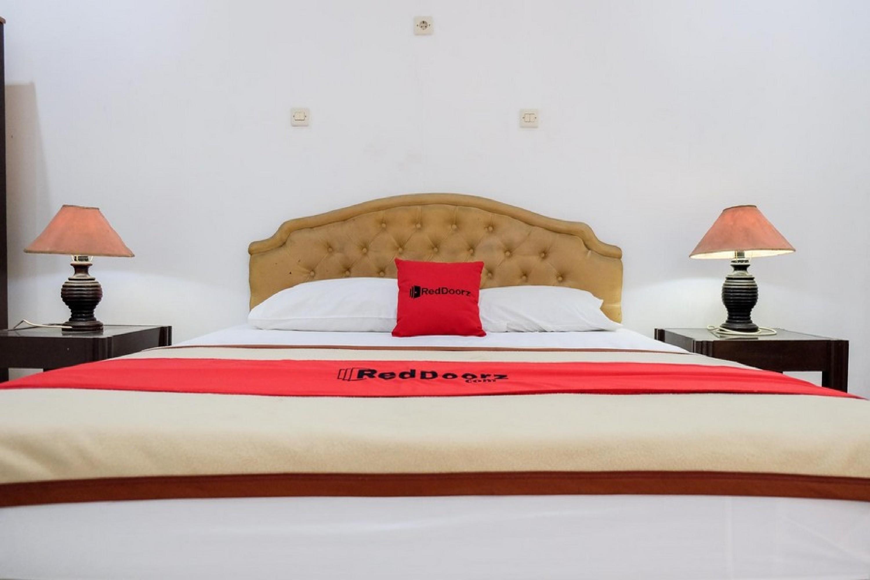 Reddoorz Plus Near Jalan Baru Bogor Exterior photo