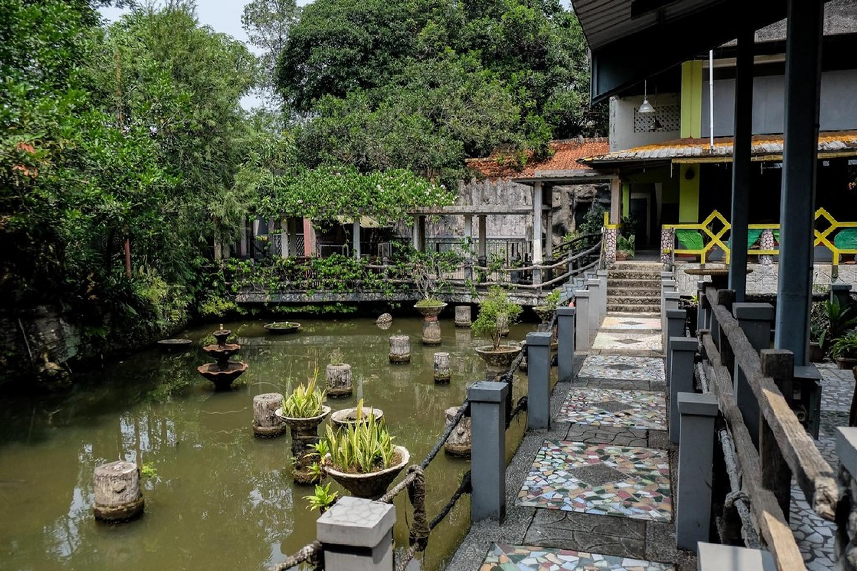 Reddoorz Plus Near Jalan Baru Bogor Exterior photo